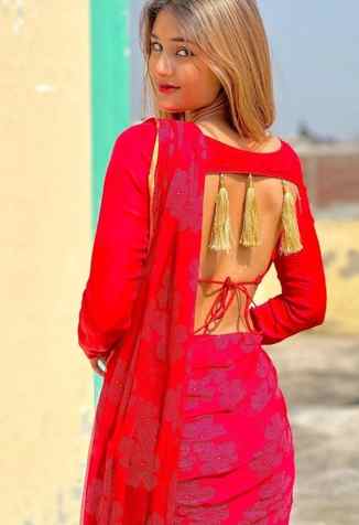 Celebrity call girls in Noida