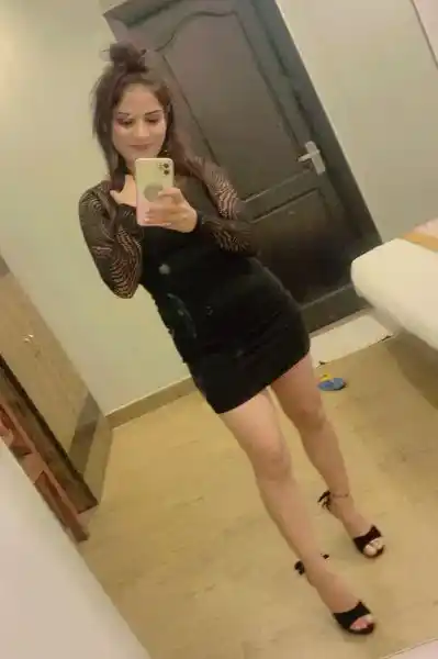 Cash on delivery call girl in Noida
